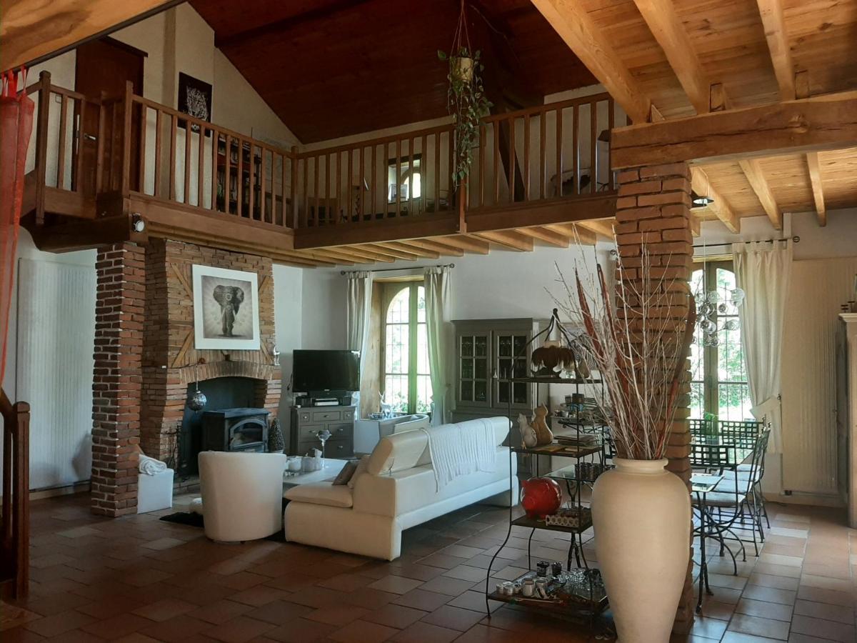 La Gariere Bed & Breakfast Lafrancaise Ngoại thất bức ảnh